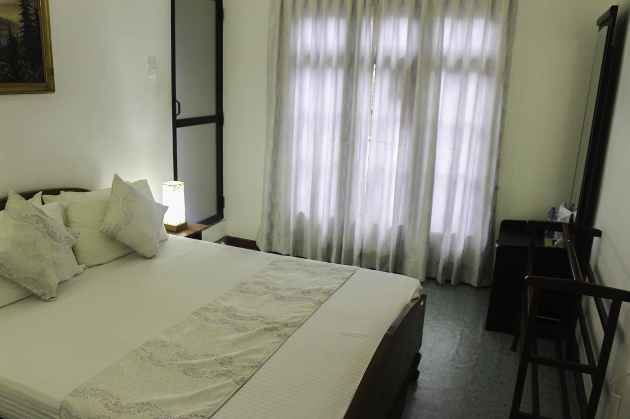 Yoho Travellers Residence Kandy Exterior foto