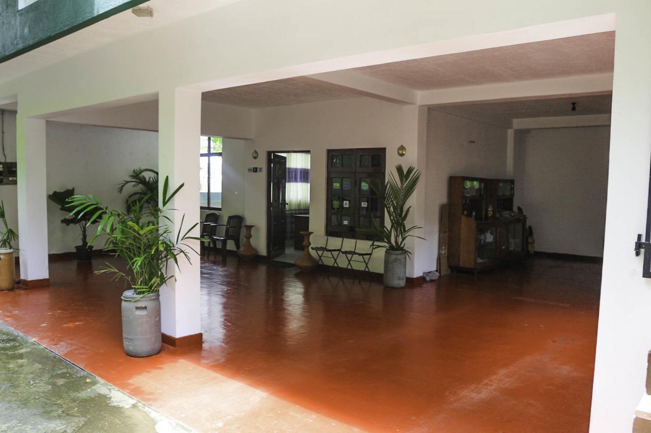Yoho Travellers Residence Kandy Exterior foto